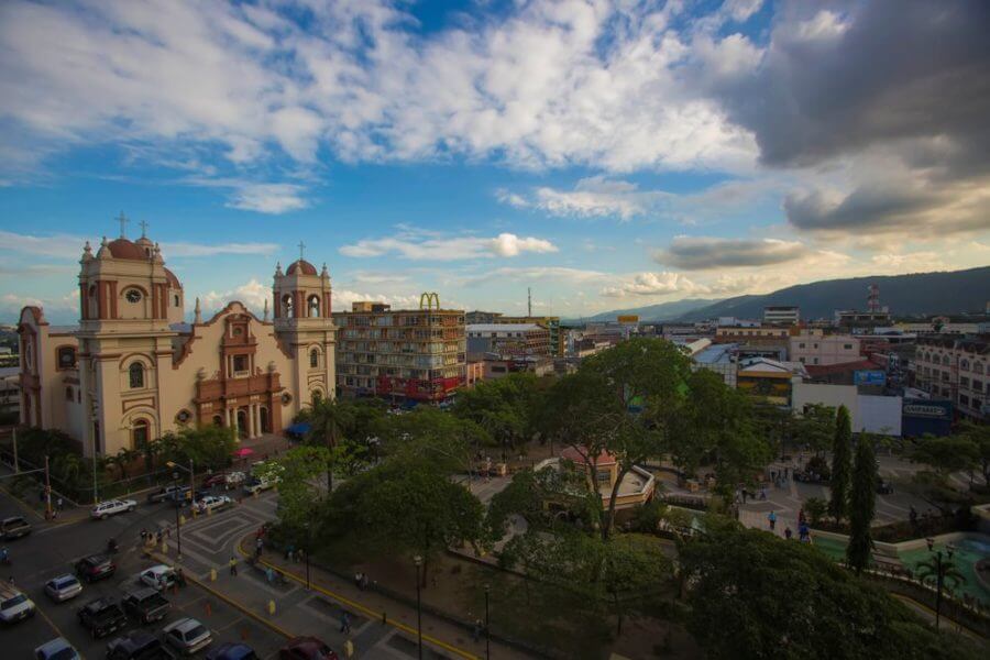 Cathedral, San Pedro Sula - La Hamaca Hostel